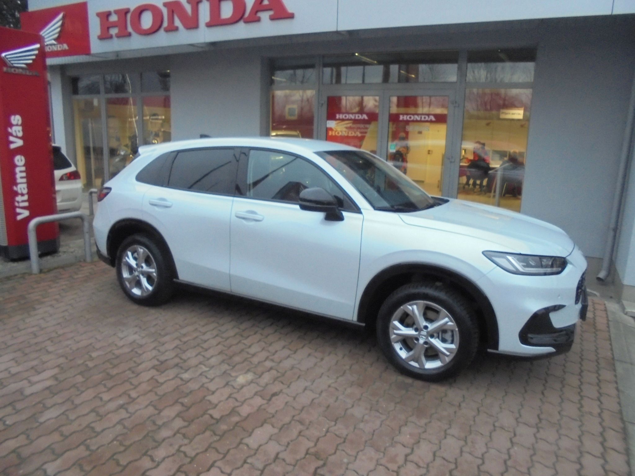 Honda ZR-V, 2.0e:HEV SPORT PLUS 26 - fotka 5