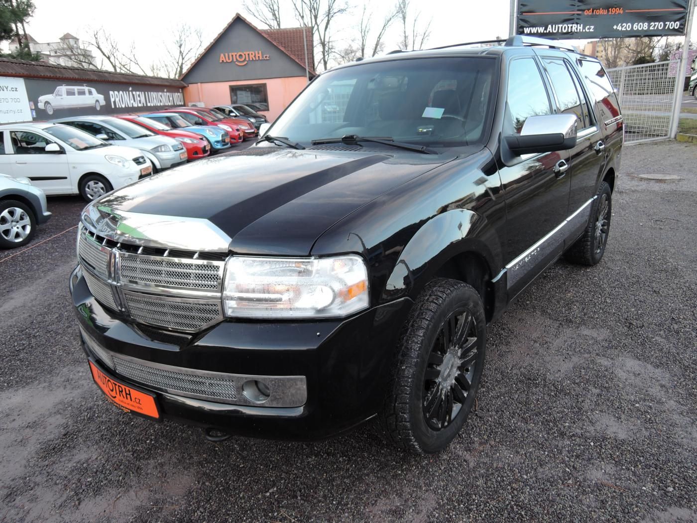 Lincoln Navigator, 5,4 i V8 24V Aut. LPG 7.míst - fotka 4