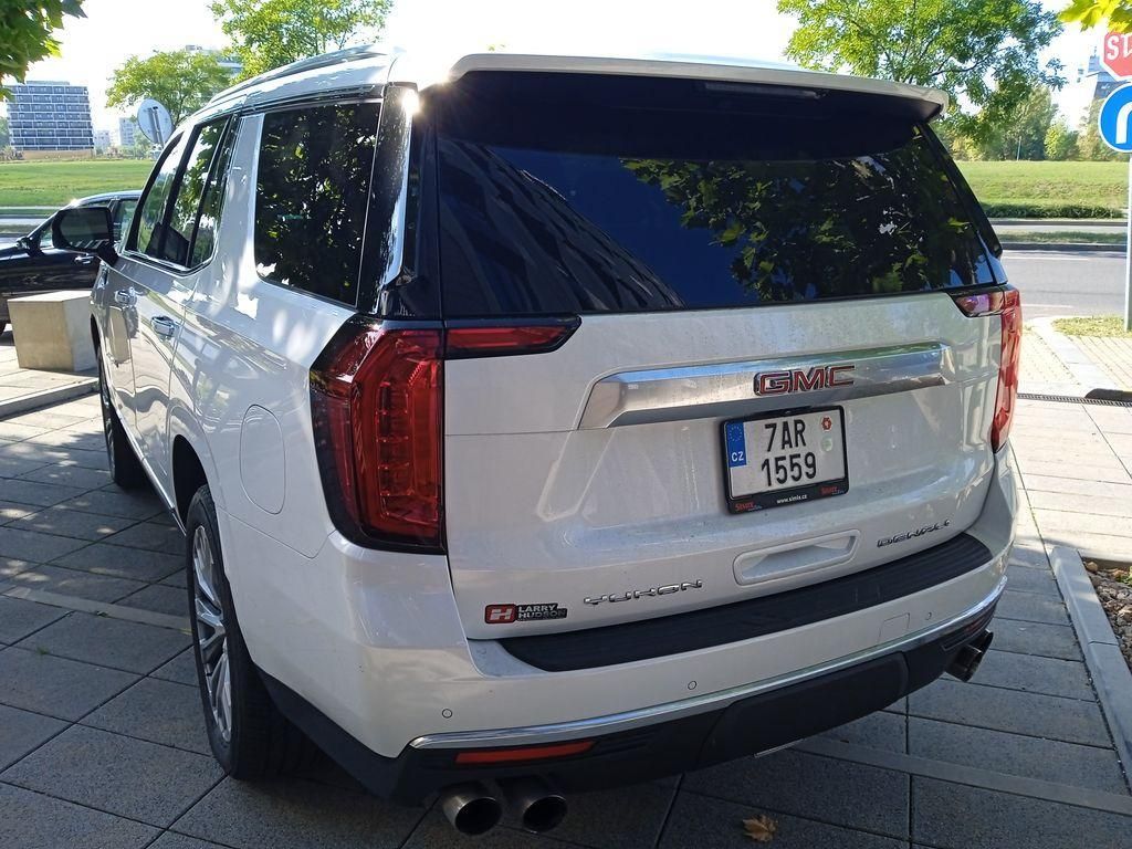 GMC Yukon, Denali 6,2L, V8 - fotka 4