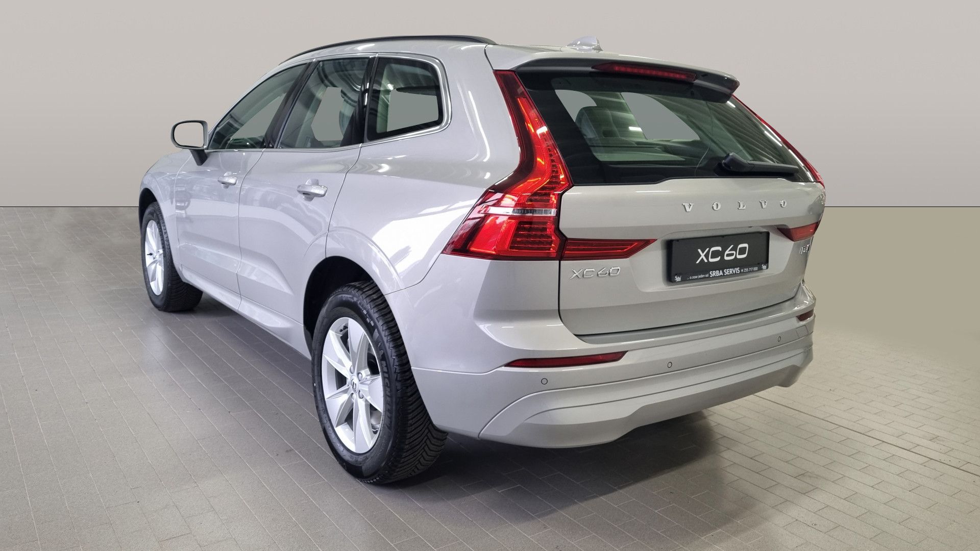 Volvo XC60, B4 2.0L 197+14 HP AT8 AWD CORE - fotka 4