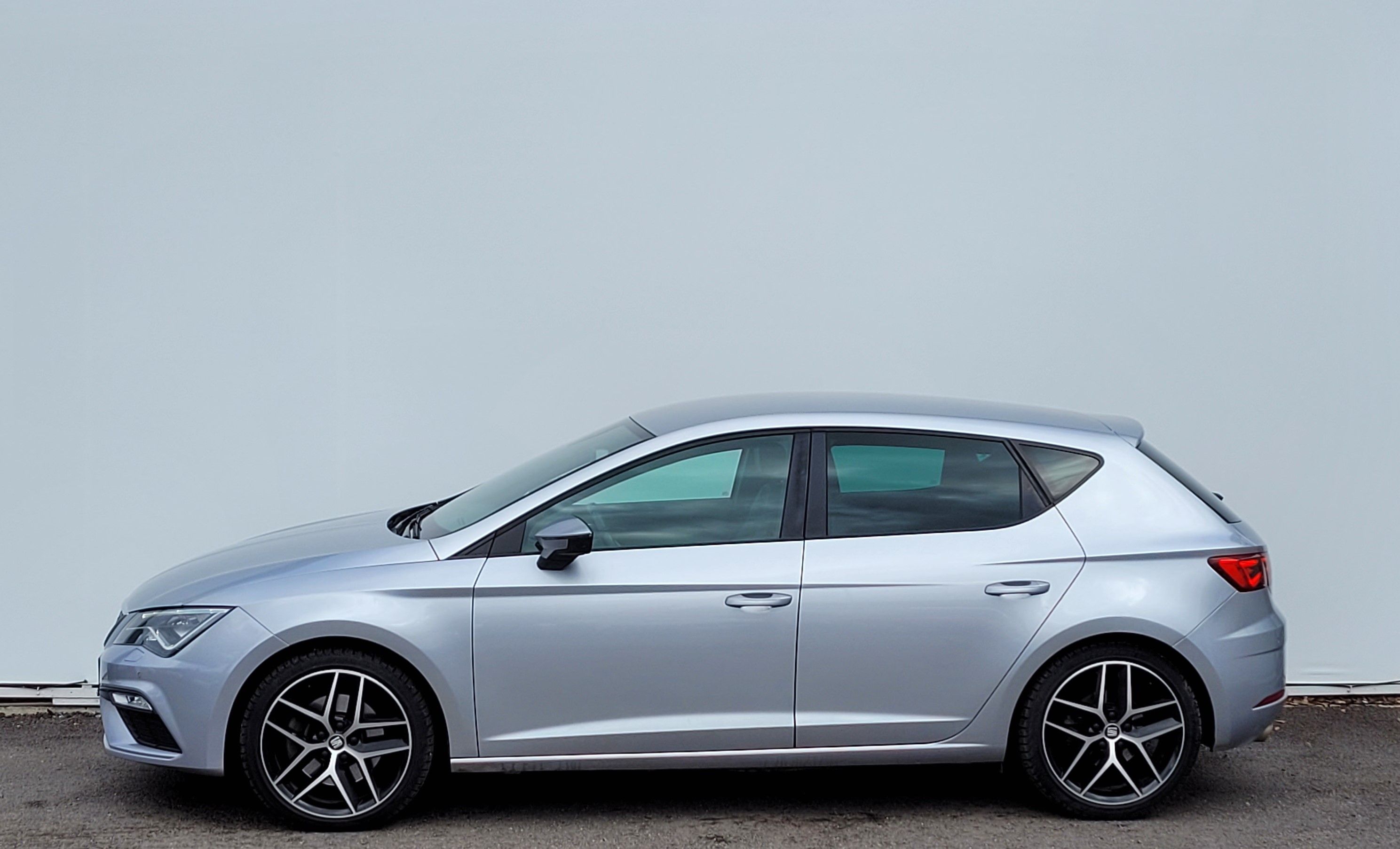 Seat Leon, FR 2.0 2.0 TDI 135 kW - fotka 3