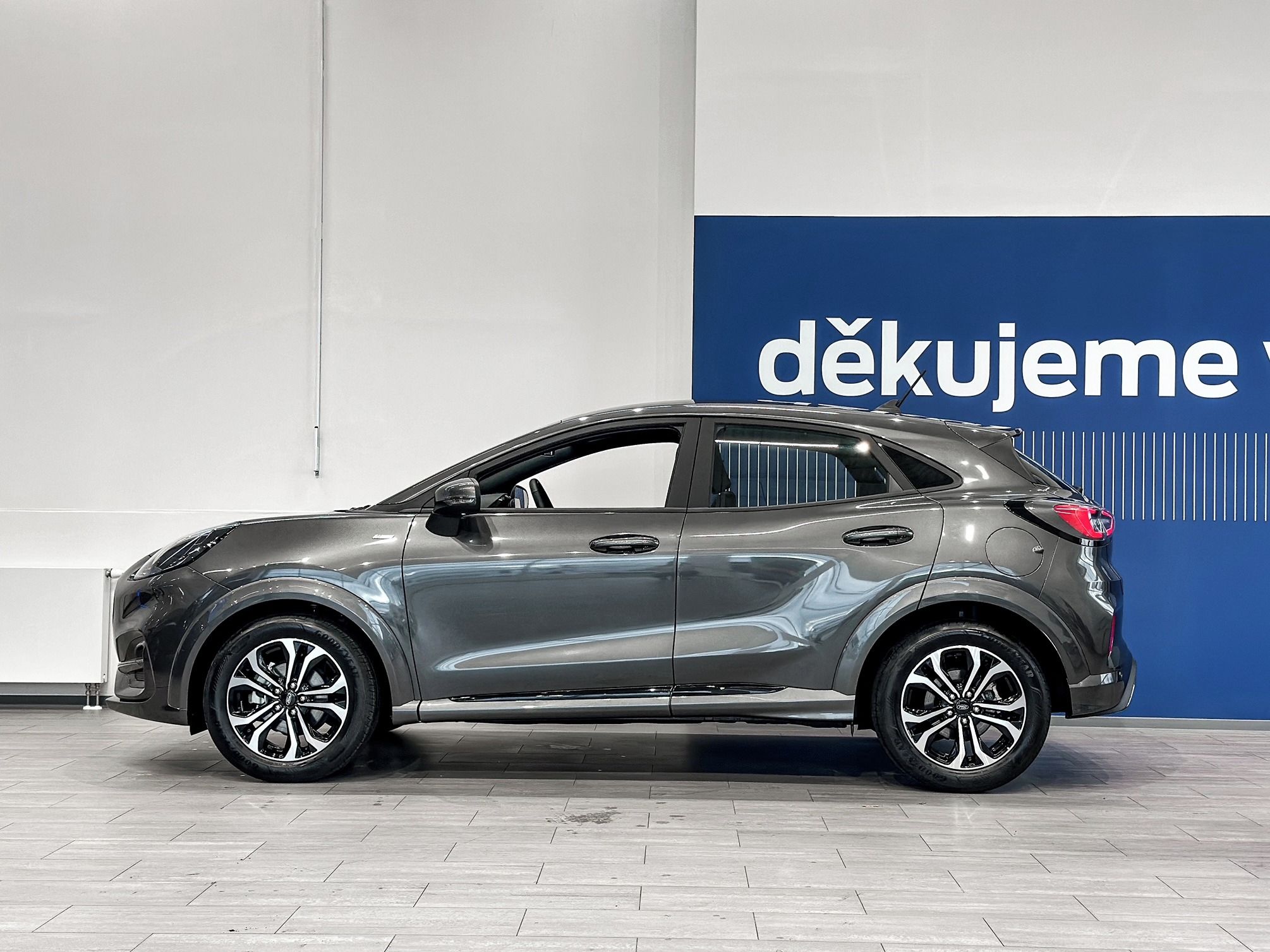 Ford Puma, ST - LINE 1,0 EcoBoost Hybrid - fotka 3