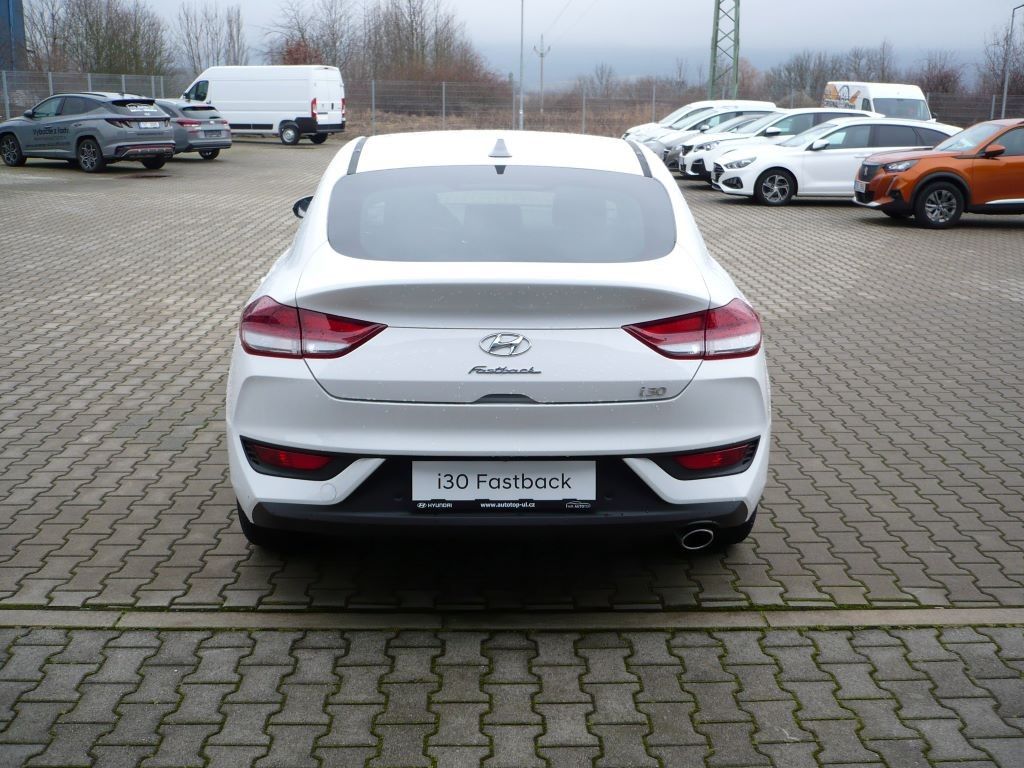 Hyundai i30, FB FAMILY SMART NAVI 1,0T-GDi - fotka 6