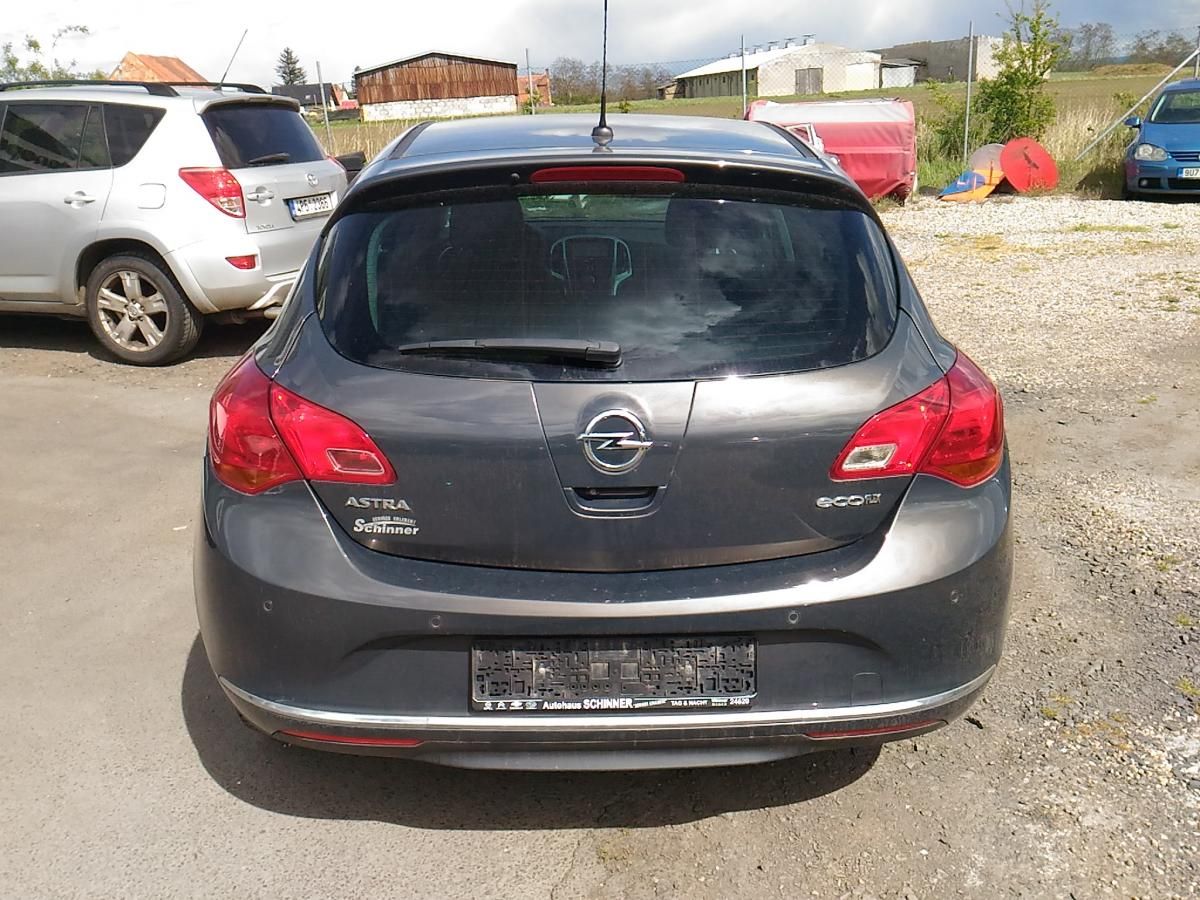 Opel Astra, 1,6CDTI,100KW,LED,NAVI,KLIMA - fotka 4