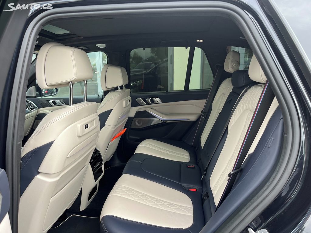 BMW X5, fotka 10