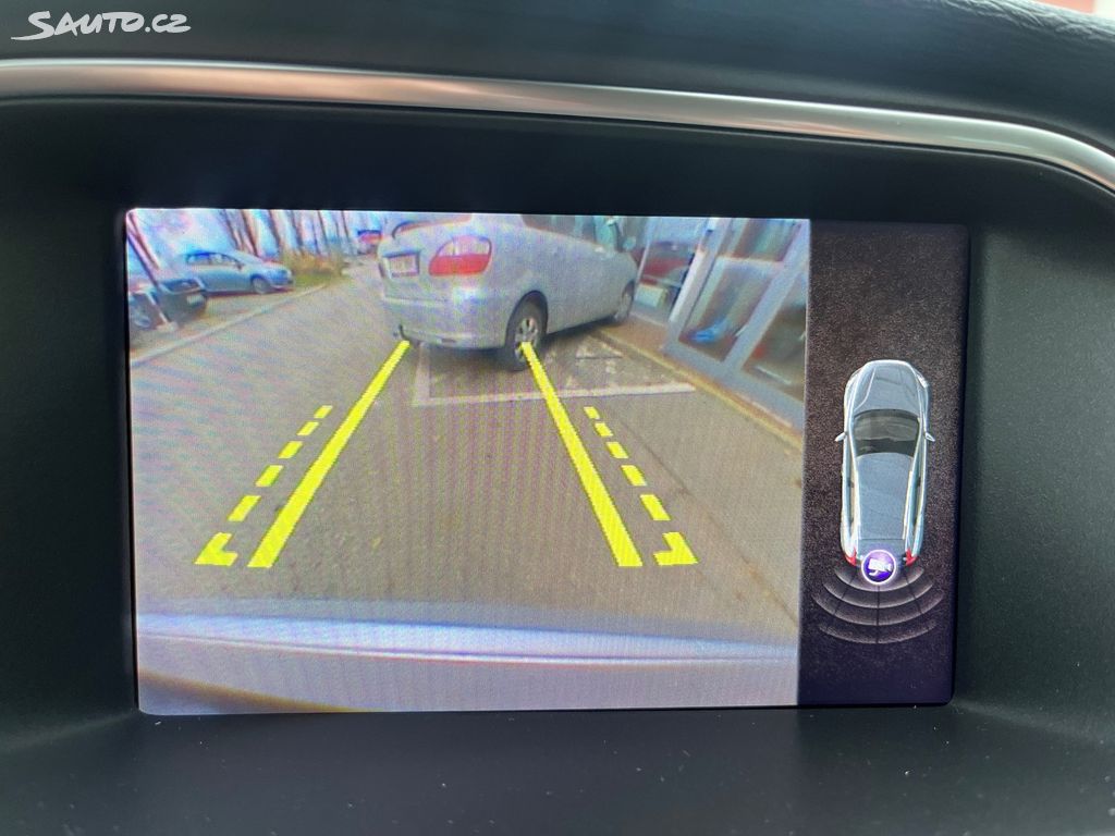 Volvo V40, fotka 33