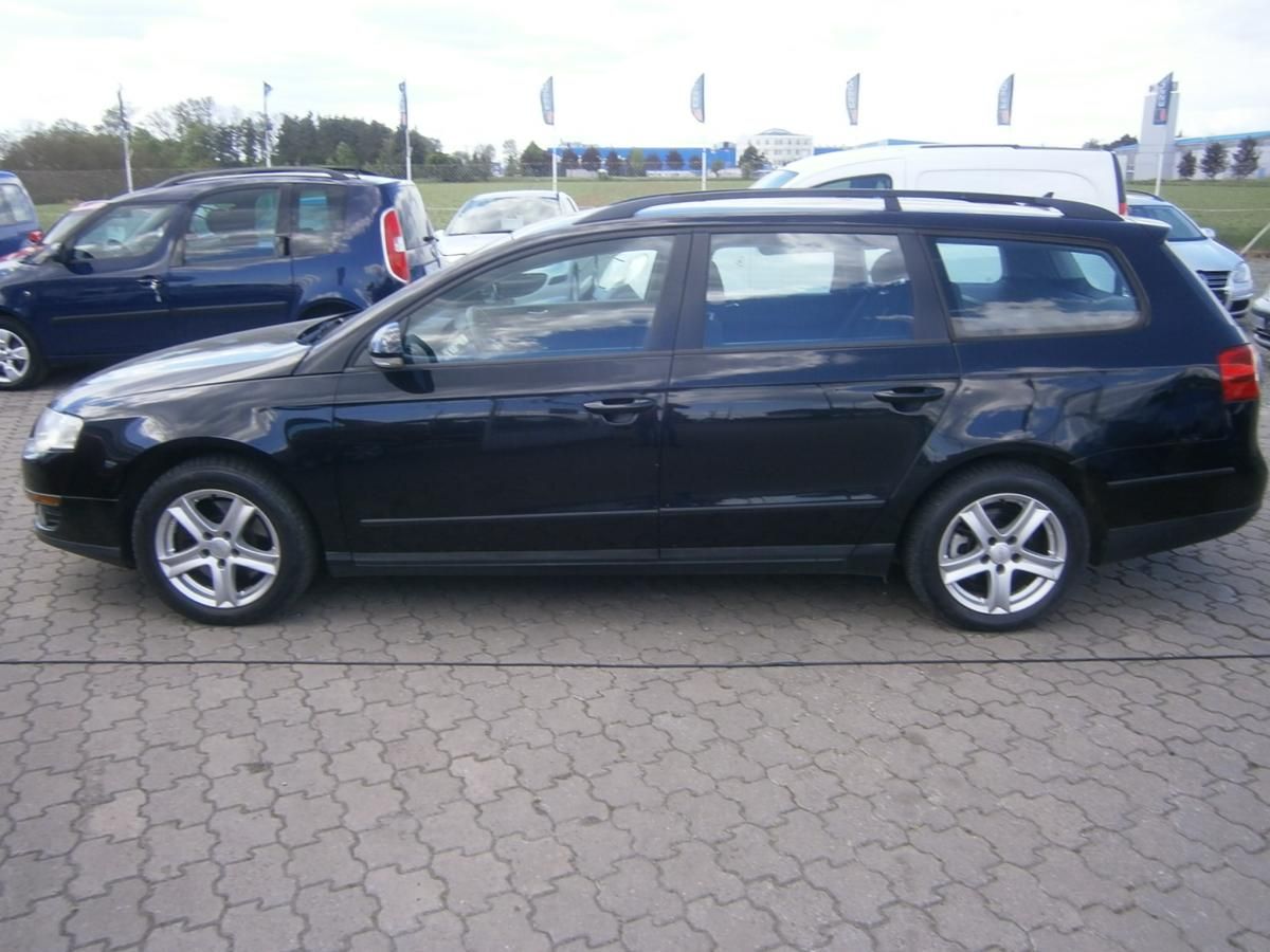 Volkswagen Passat, 1.6 FSi - fotka 4