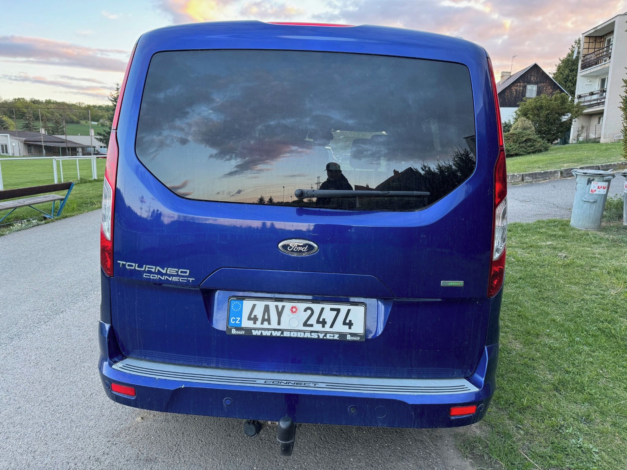 Ford Tourneo Connect, 74kW benzin, CZ, 2.majitel - fotka 6