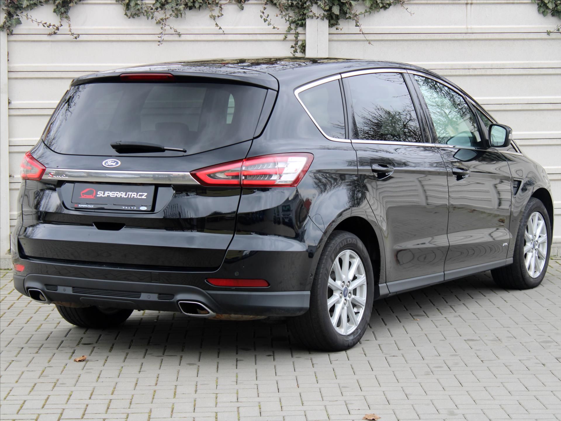 Ford S-MAX, 2,0 TDCi 132kW 4x4 PS Titanium - fotka 6