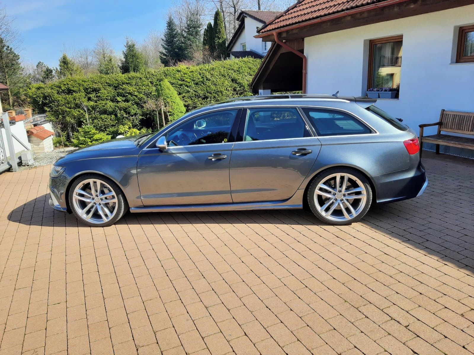 Audi RS6, CERAMIC, B&O, HUD, SOFT CLOSE - fotka 2
