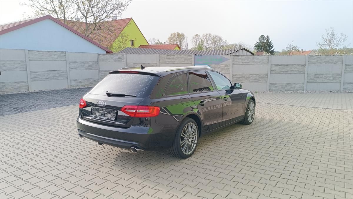 Audi A4, 3,0  TDi Prav.Servis,150Kw - fotka 4
