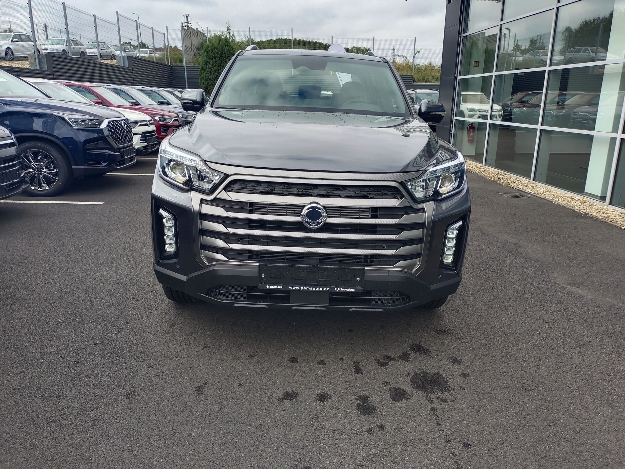 SsangYong Musso, Grand Premium 4x4 AT - fotka 3