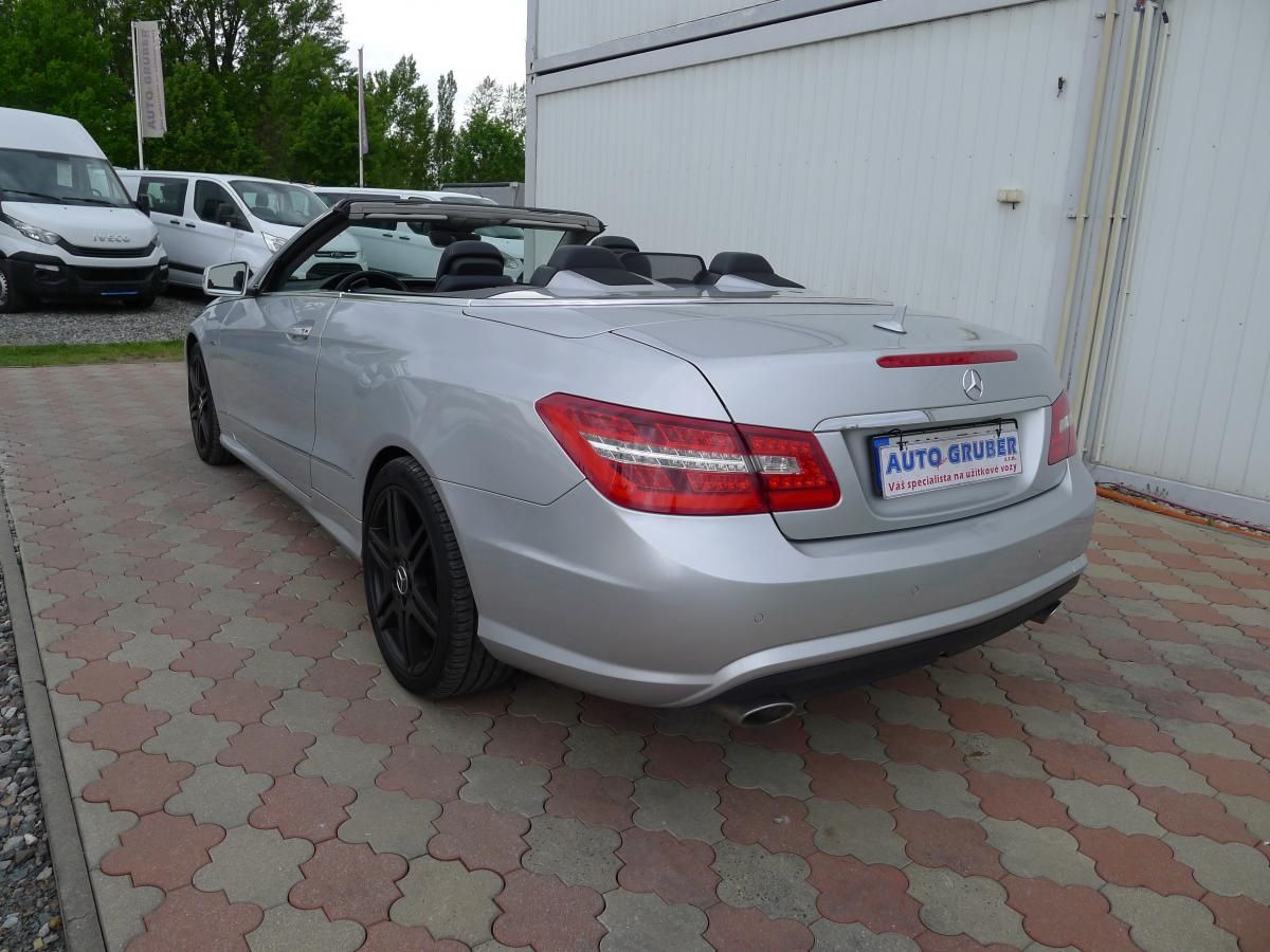 Mercedes-Benz Třídy E, E 350 CDI Cabrio - fotka 5