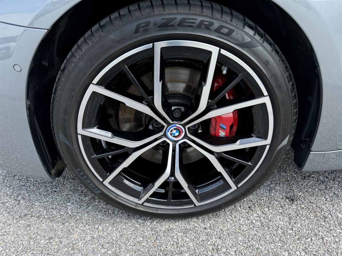 BMW Řada 5, 520d xDrive Touring - fotka 4