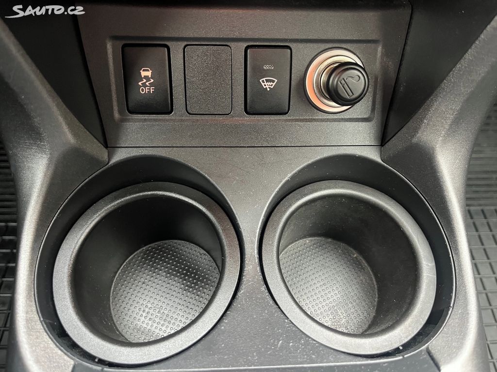 Toyota Rav4, fotka 15