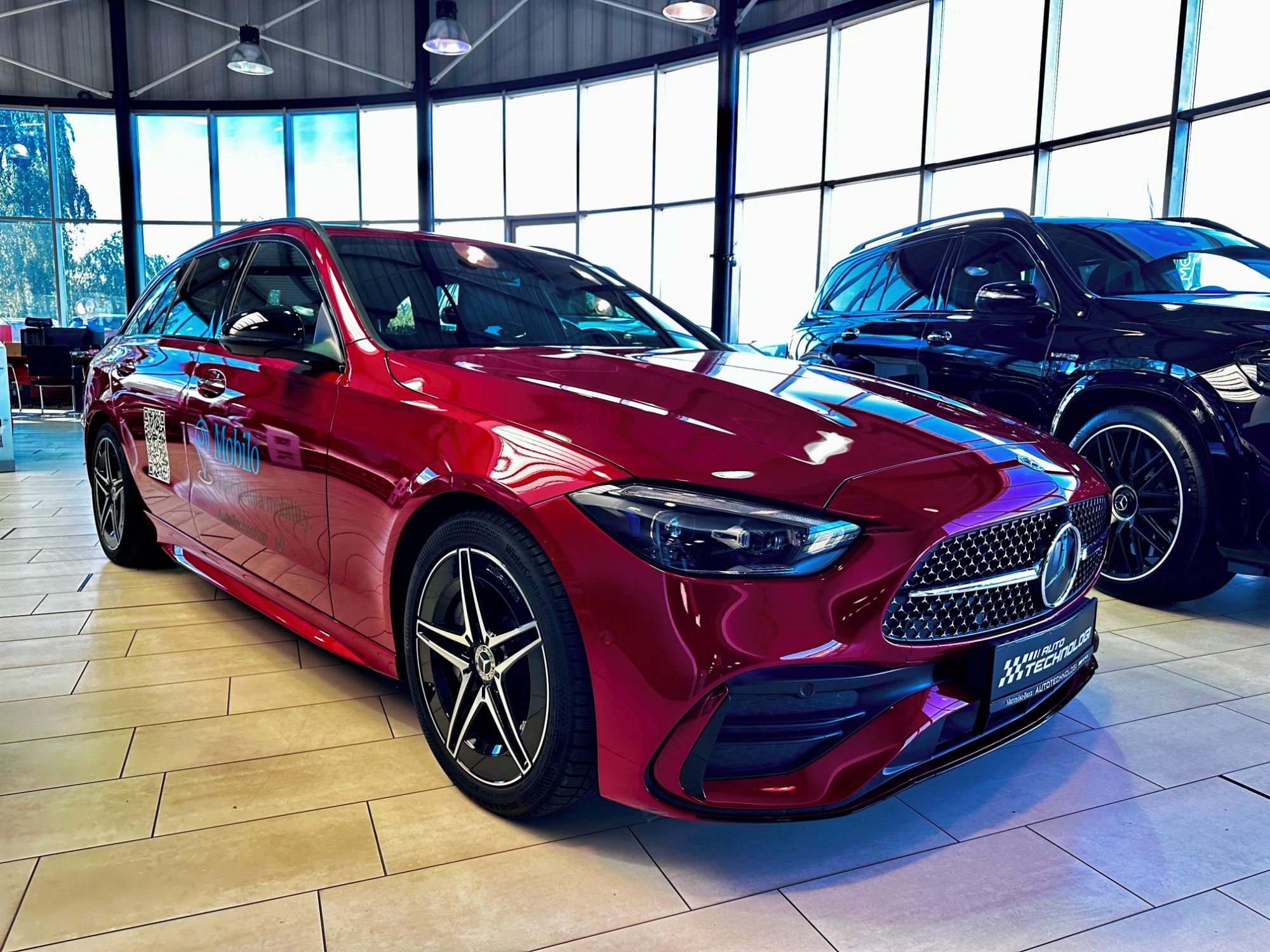 Mercedes-Benz Třídy C, 220 D 4MATIC - fotka 4