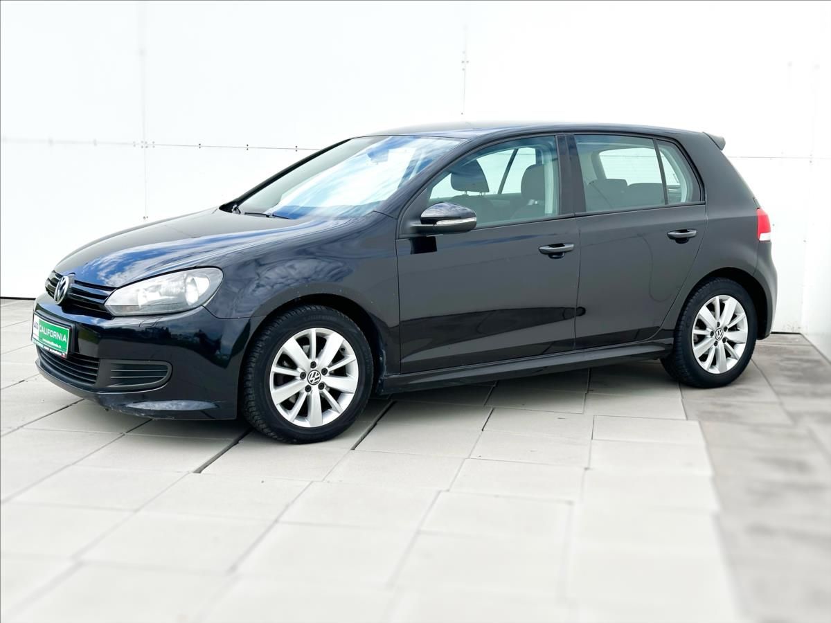 Volkswagen Golf, 1,6 TDi Klima,Alu,Serviska - fotka 2