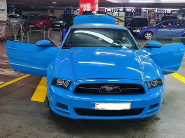 Ford Mustang, 3.7 V6 cabrio