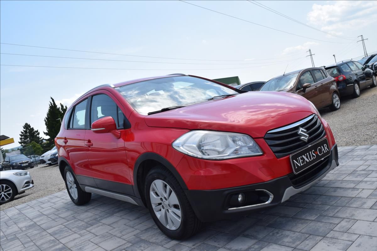 Suzuki SX4 S-Cross, 1,6 DDiS 88KW 4X4 TAŽNÉ - fotka 4