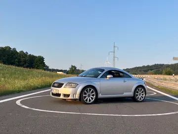 Audi TT, AUDI TT 8N 3,2