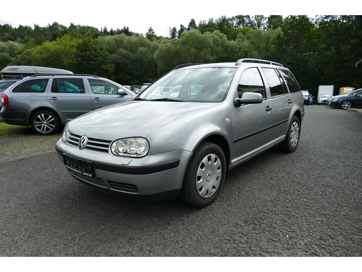 Volkswagen Golf, 1,4 55KW KLIMA - fotka 4