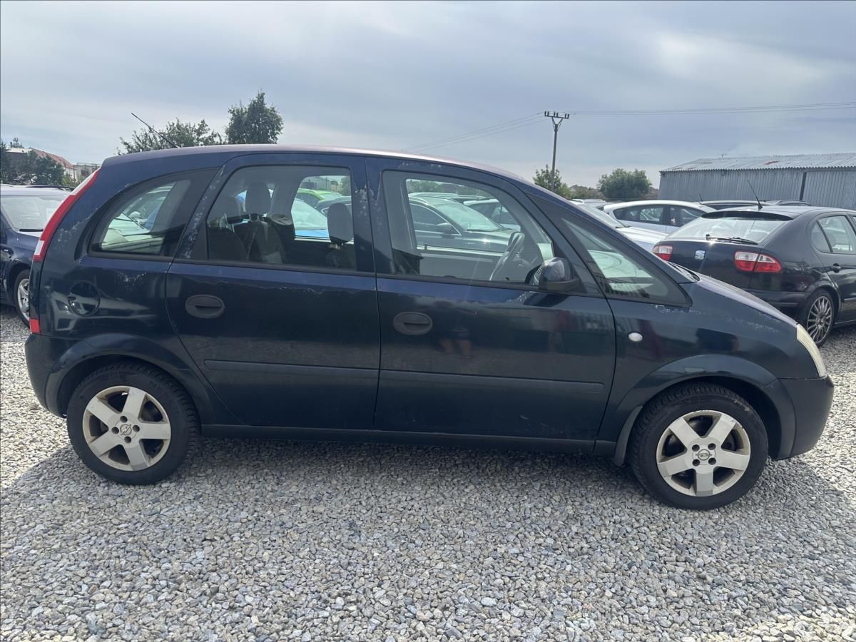 Opel Meriva, 1.6 16V Essentia - fotka 4