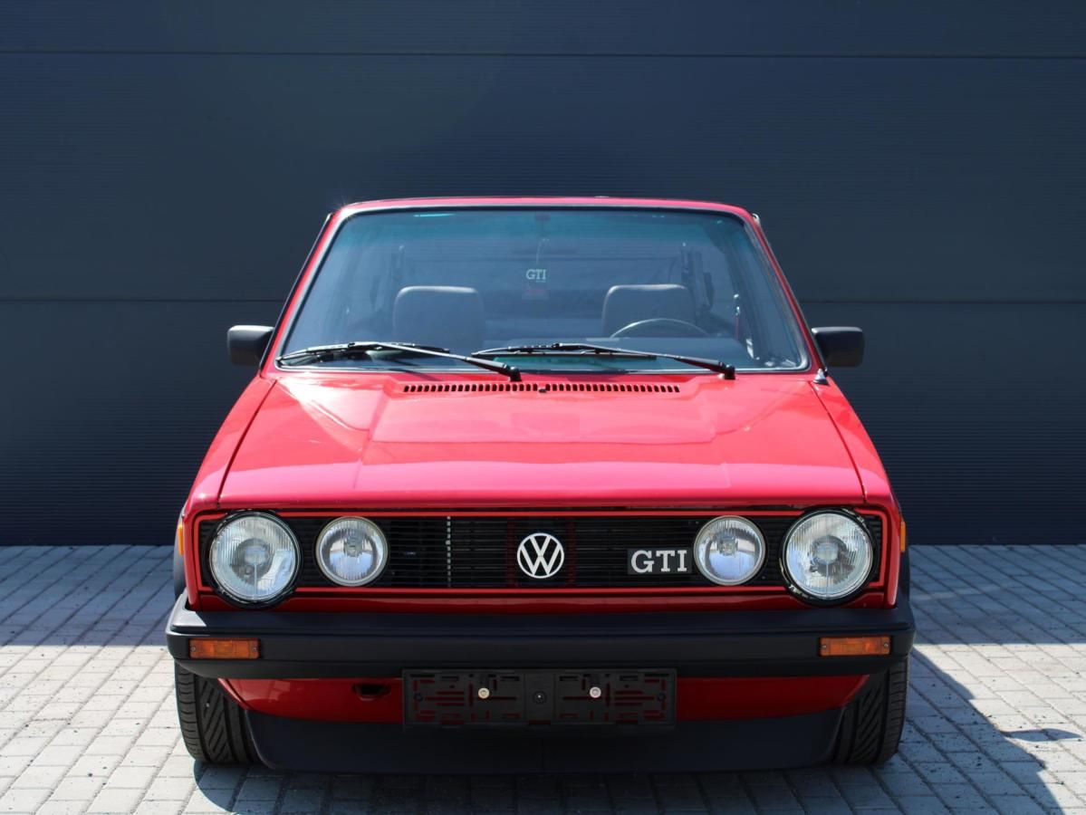 Volkswagen Golf, Rabbit Convertible 1.6 i 81kW - fotka 4