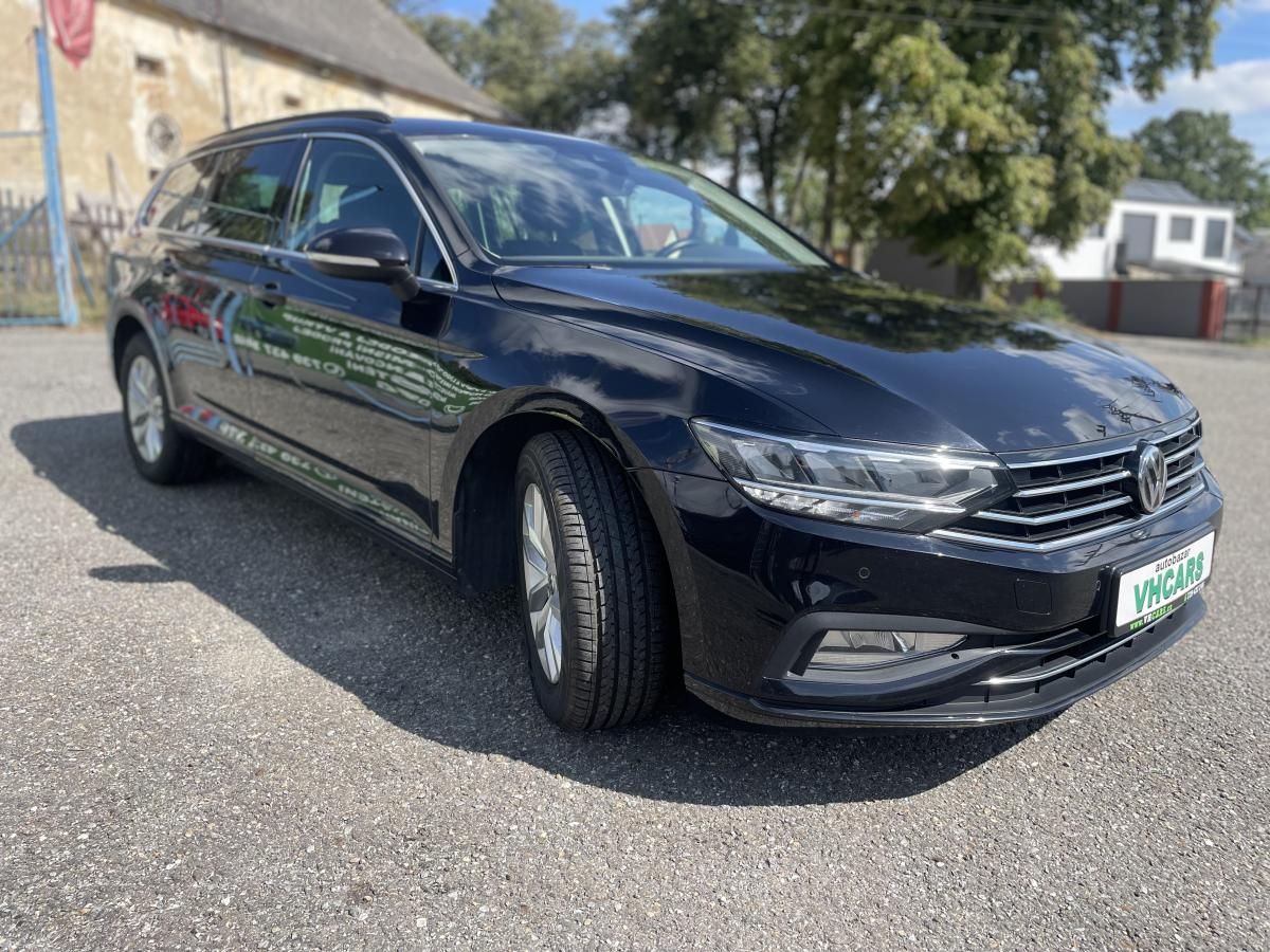 Volkswagen Passat, 2,0 TDI 110kW Business - fotka 3
