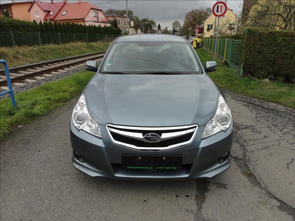Subaru Legacy, 2,0 TOP stav Serviska 4X4
