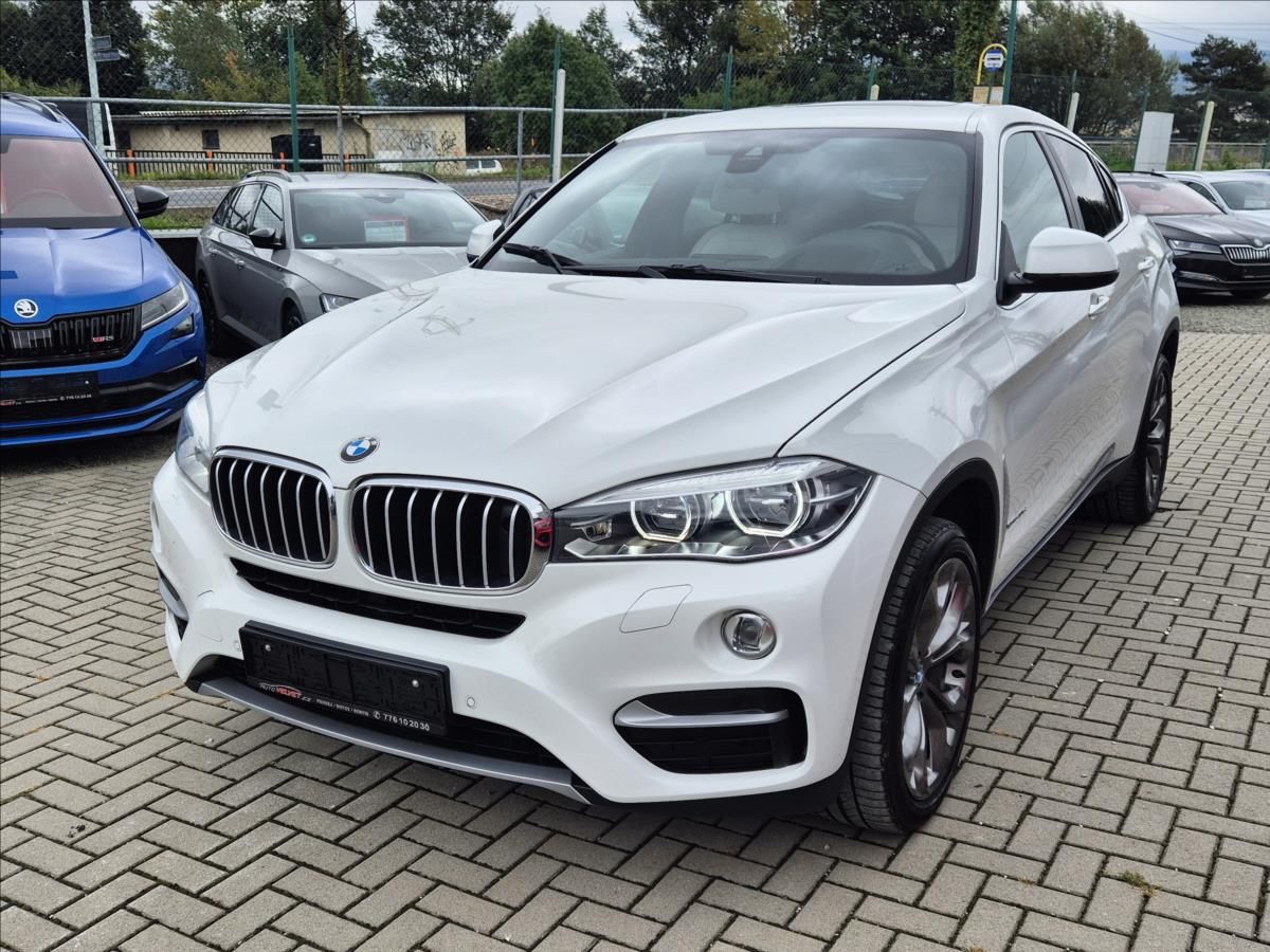 BMW X6, 40d xDrive *HUD*KAMERA*TAŽNÉ*