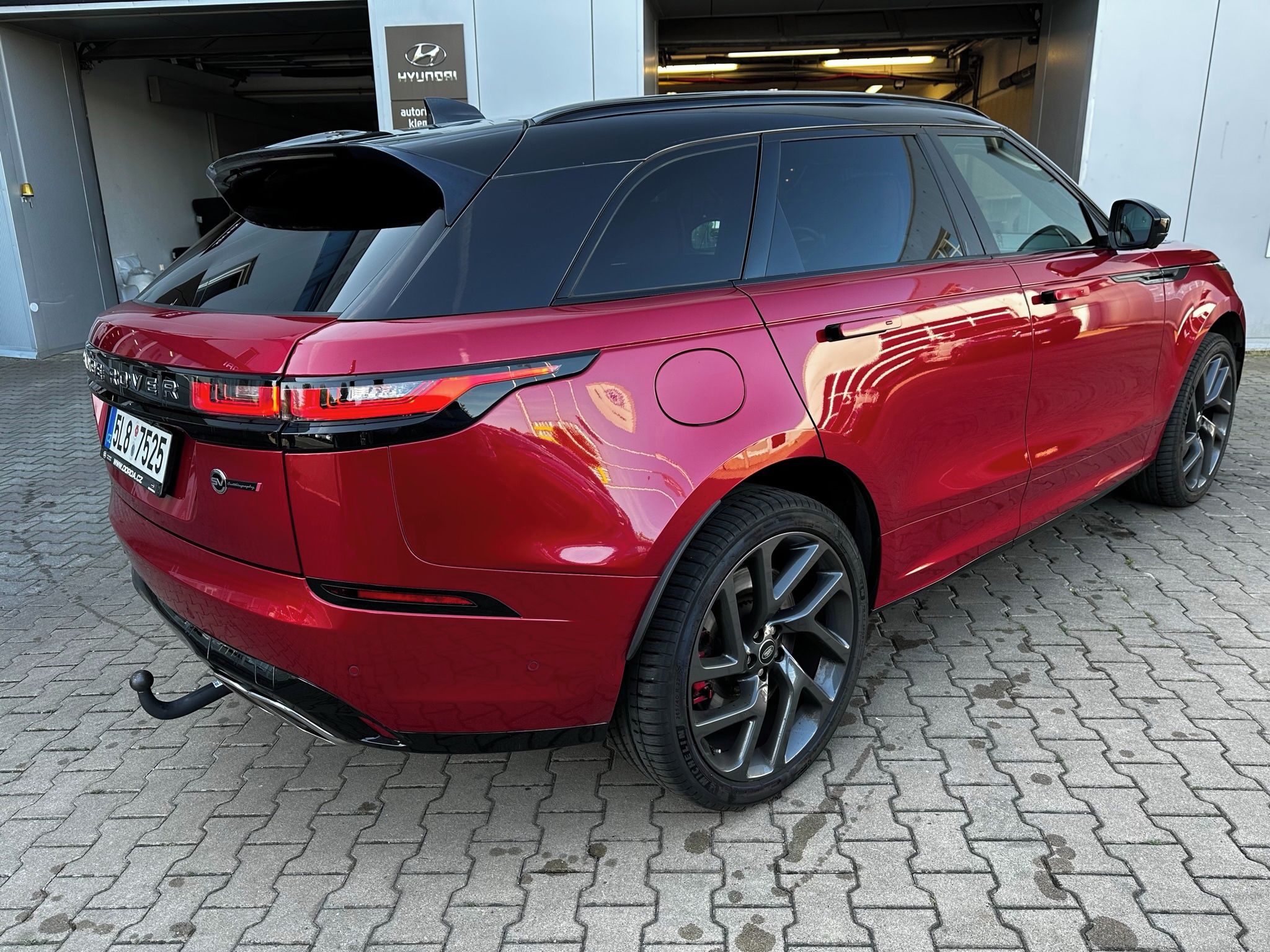 Land Rover Range Rover Velar, 5.0i 550k 4WD SVA - fotka 5