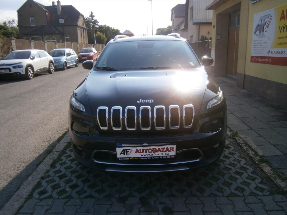 Jeep Cherokee, 2,2 AWD 9ATX 200k Act Drive II - fotka 2