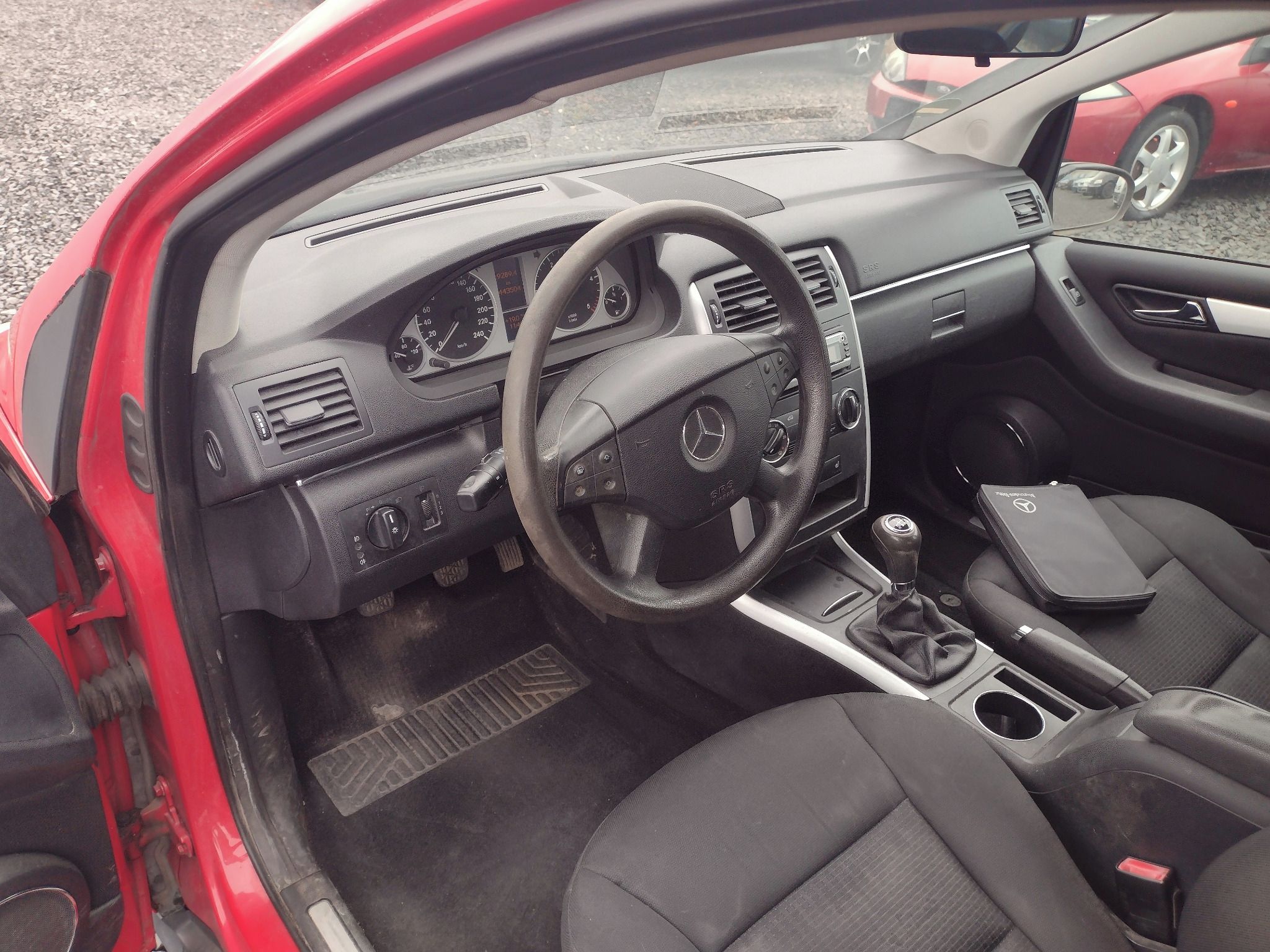 Mercedes-Benz Třídy B, 180 CDI 80kW KLIMA SERVISNÍ KN - fotka 5