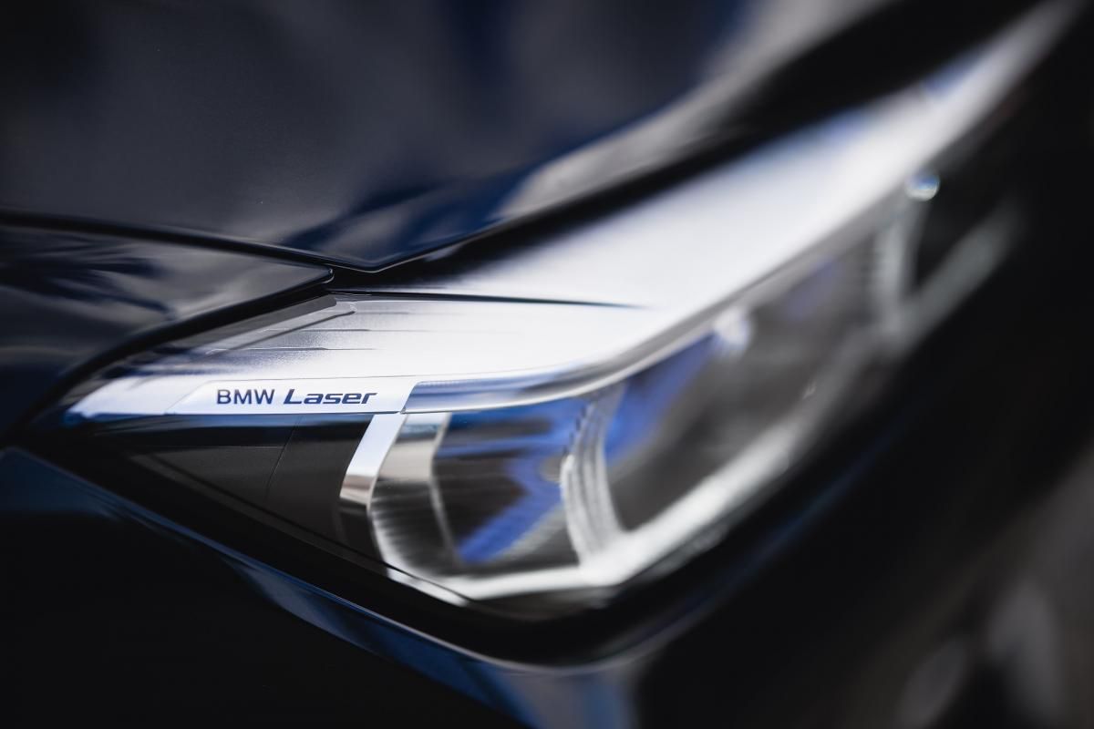 BMW Řada 7, 750i 390kW xDrive Laser 1maj - fotka 5