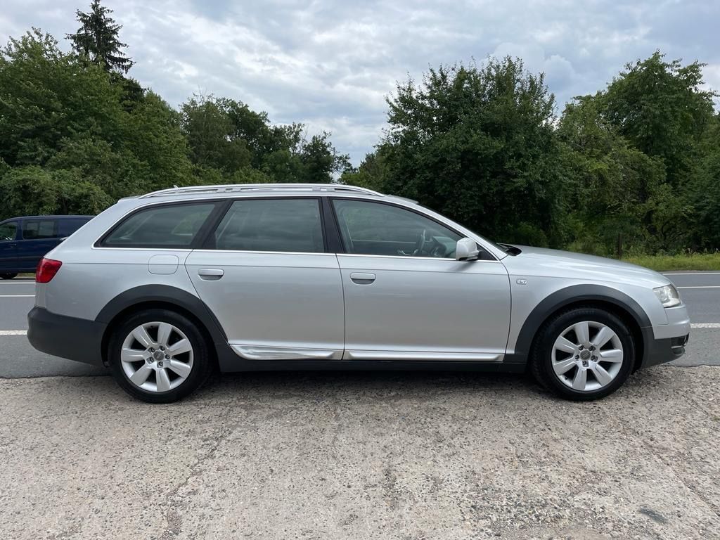 Audi A6 allroad, 3.0TDi 1.Maj Kůže Navi 4x výhř - fotka 5