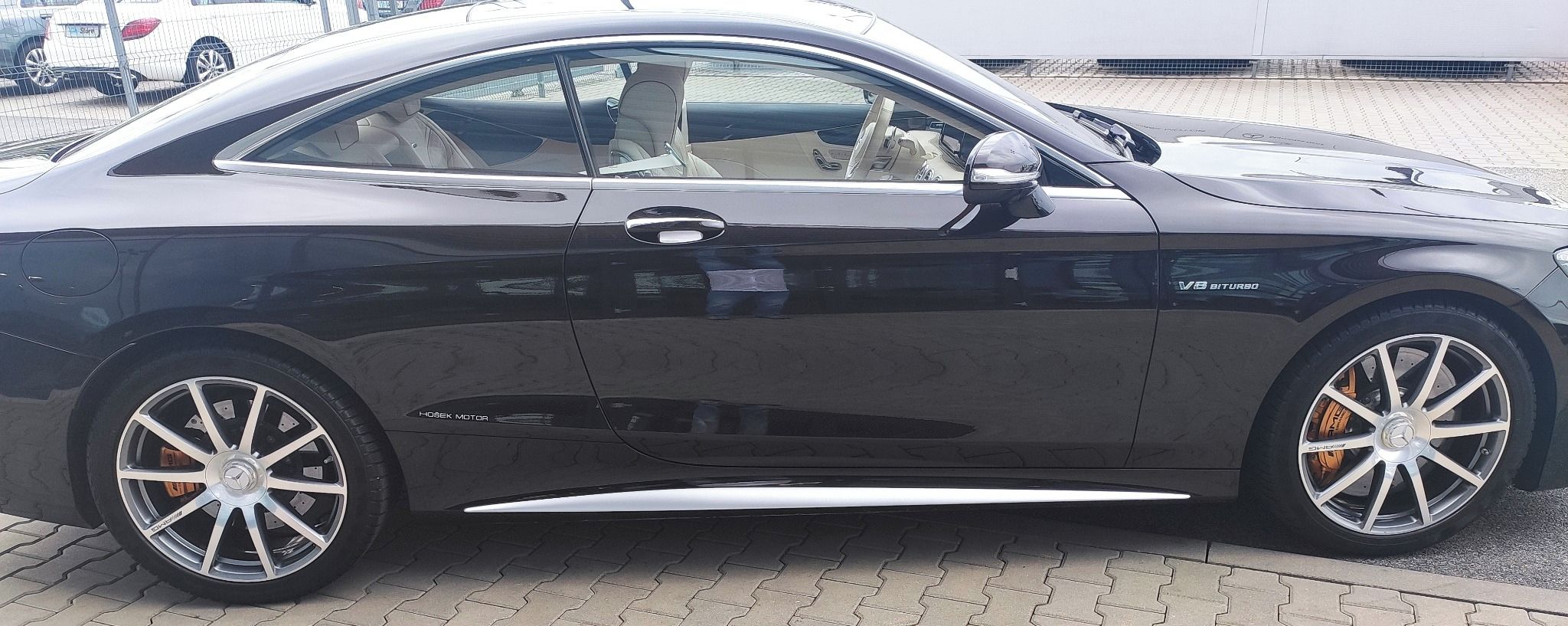 Mercedes-Benz Třídy S, S63 AMG 4M Coupé - fotka 4