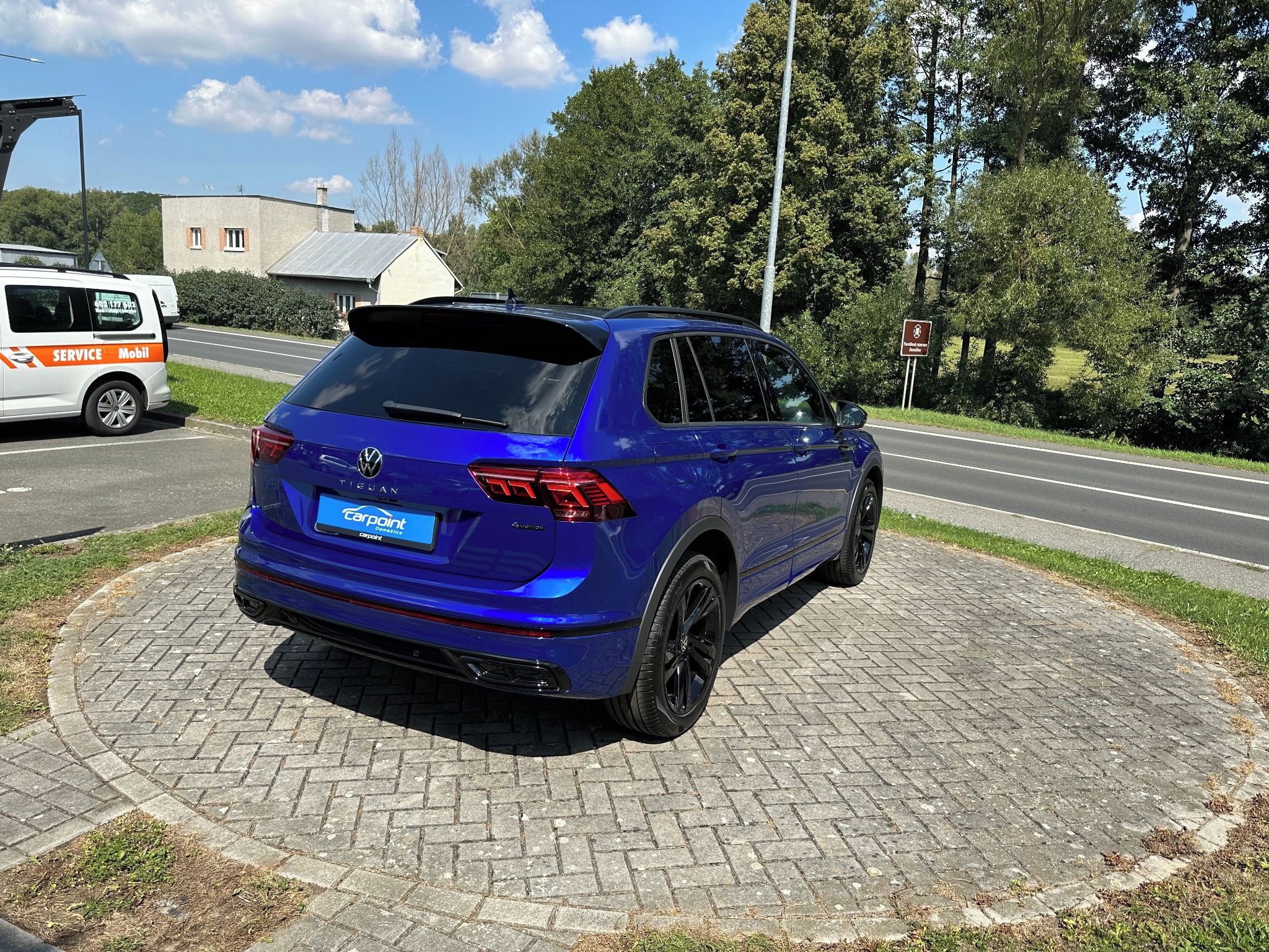 Volkswagen Tiguan, R-line 2.0TDi 4motion DSG - fotka 3