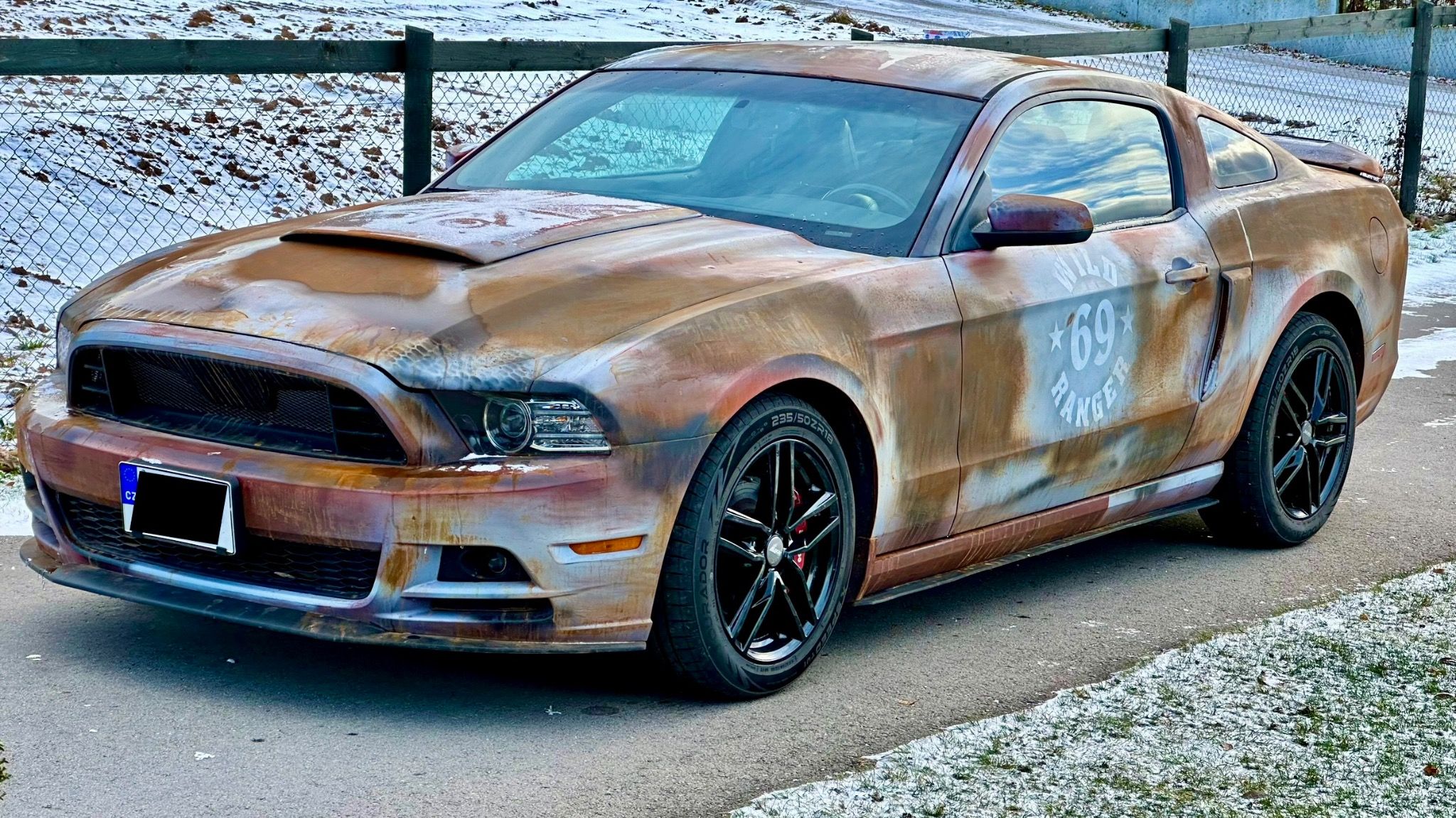Ford Mustang, 3.7L Premium Custom Lak - fotka 3