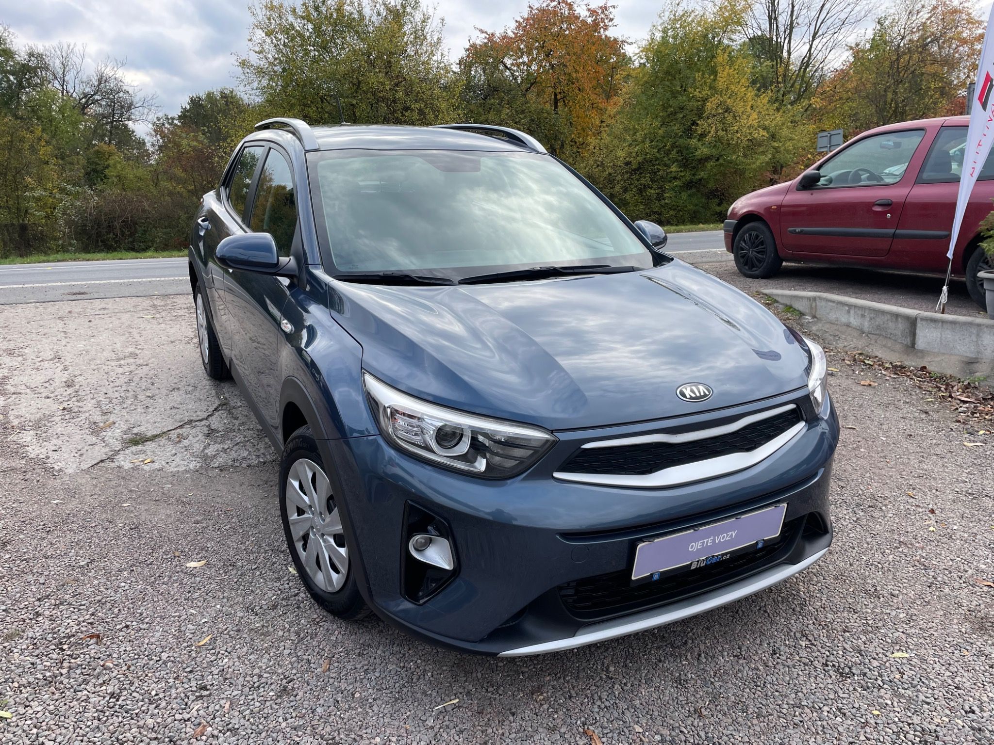 Kia Stonic, 1.25CVVT 62kw koup.ČR Tažné - fotka 4