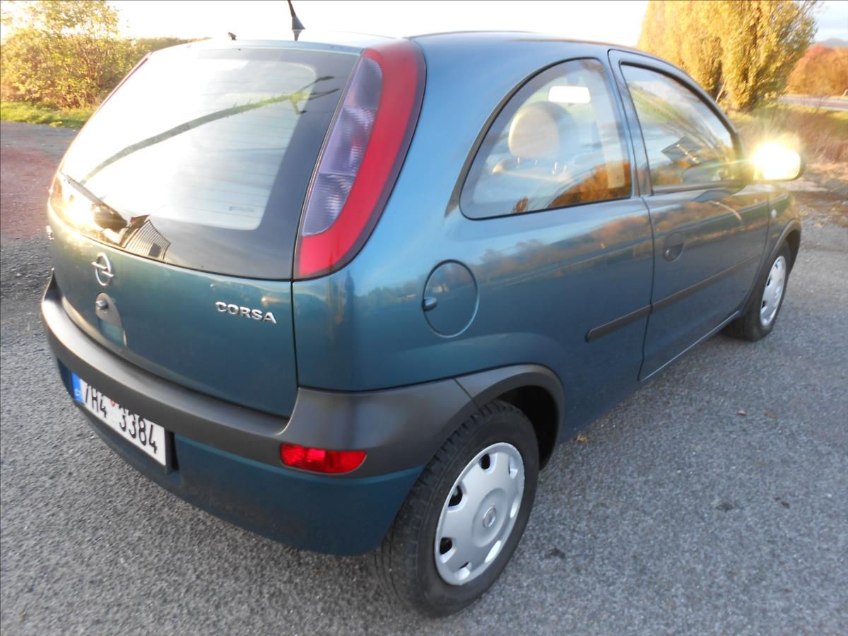 Opel Corsa, 1,0 12V Club - fotka 3