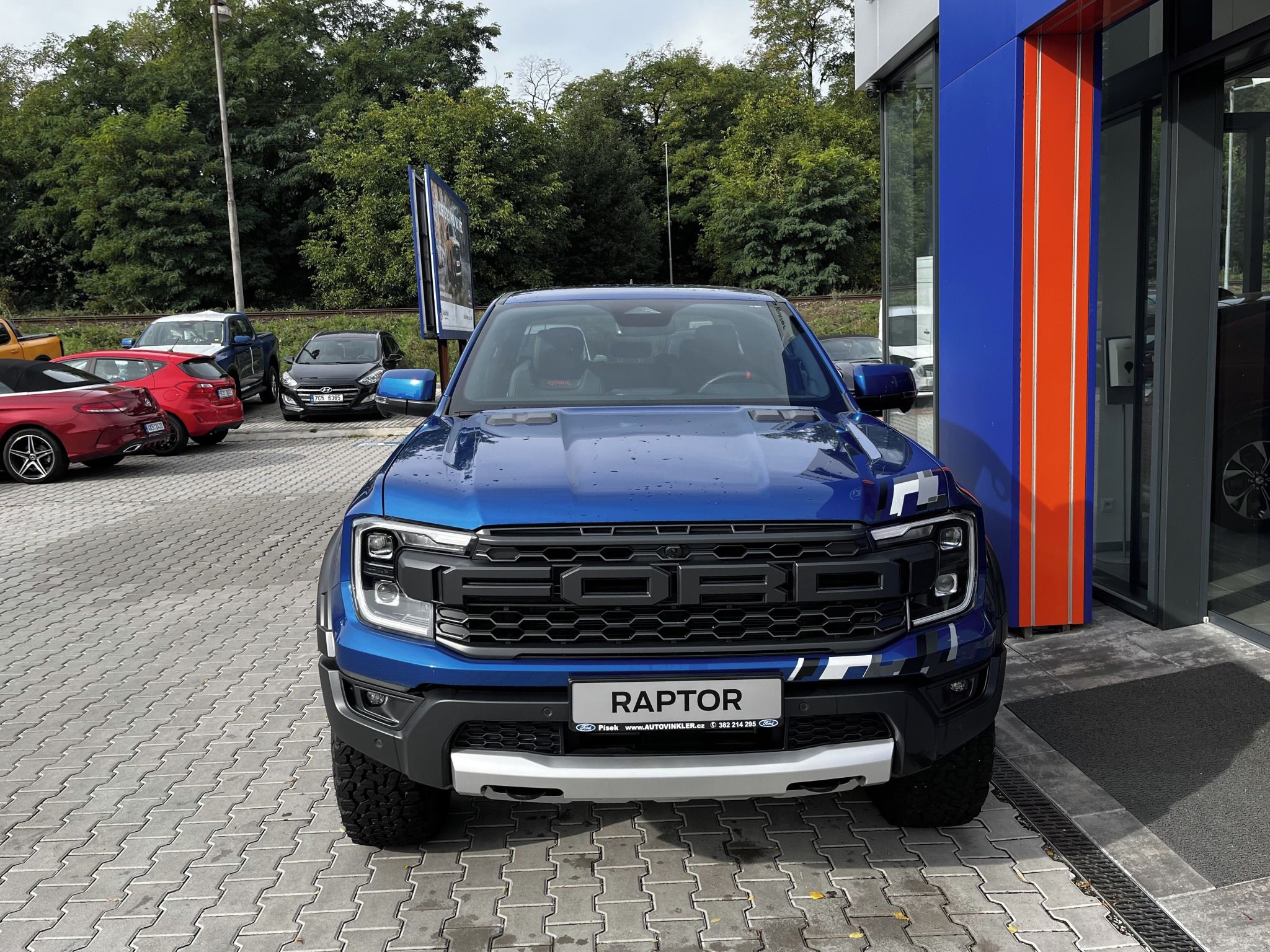 Ford Ranger, Raptor 2023 V6 3.0EcoBoost, AT - fotka 2