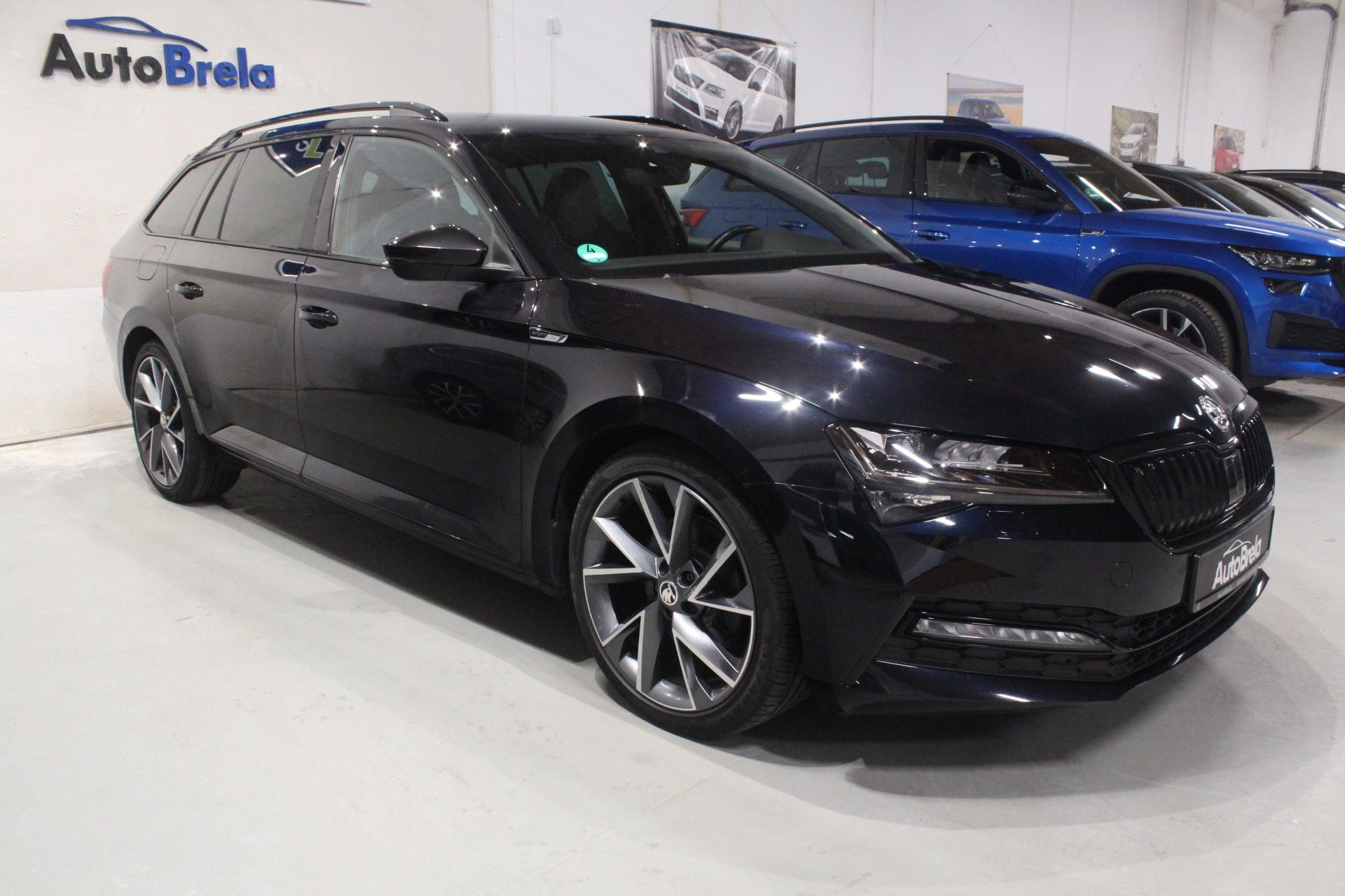 Škoda Superb, 2.0TDI DSG SportLine Display - fotka 3
