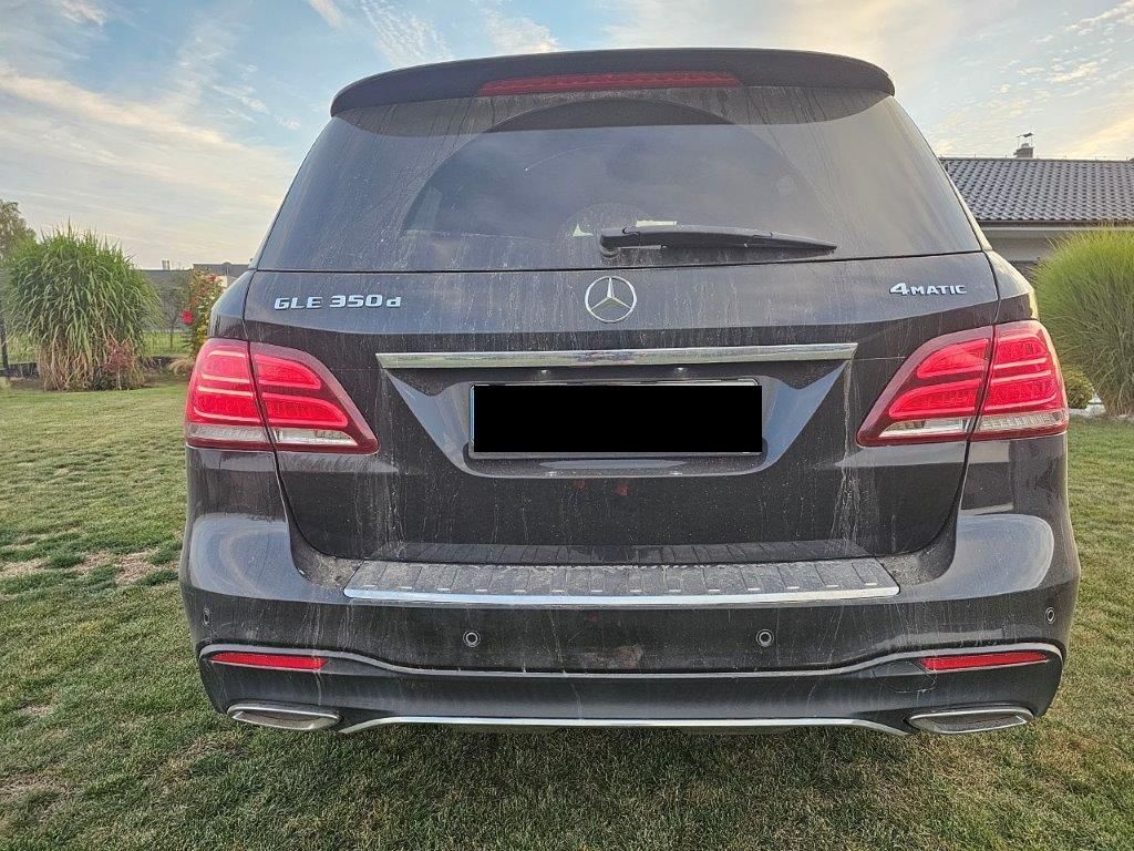 Mercedes-Benz GLE, 350d 4M AMG - fotka 5