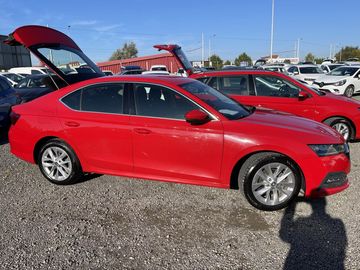 2.0 TDi STYLE-NAVI-DPH-Top-ČR!