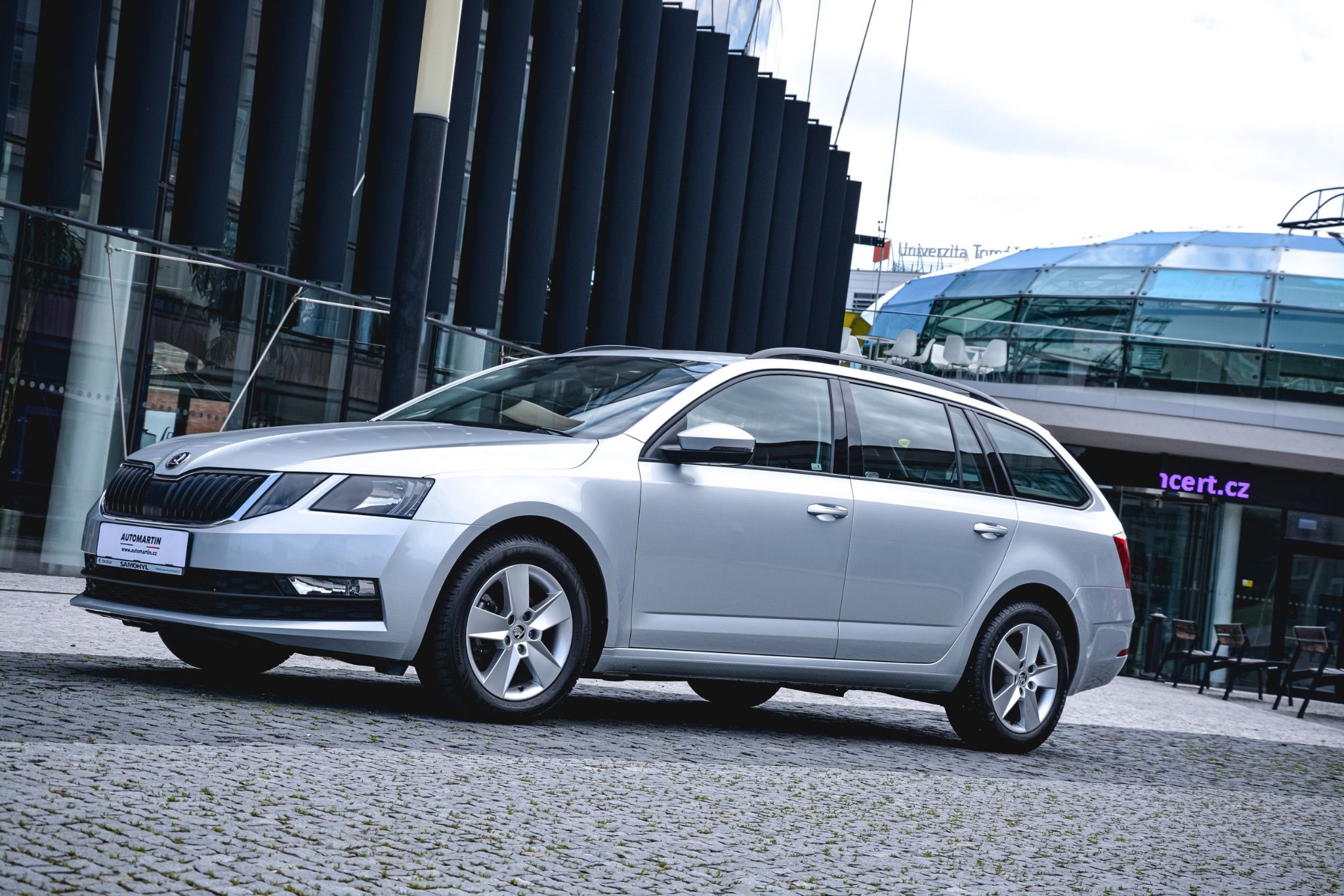 Škoda Octavia, 1.5 Tsi/G-TEC Dsg Ambition ČR - fotka 6
