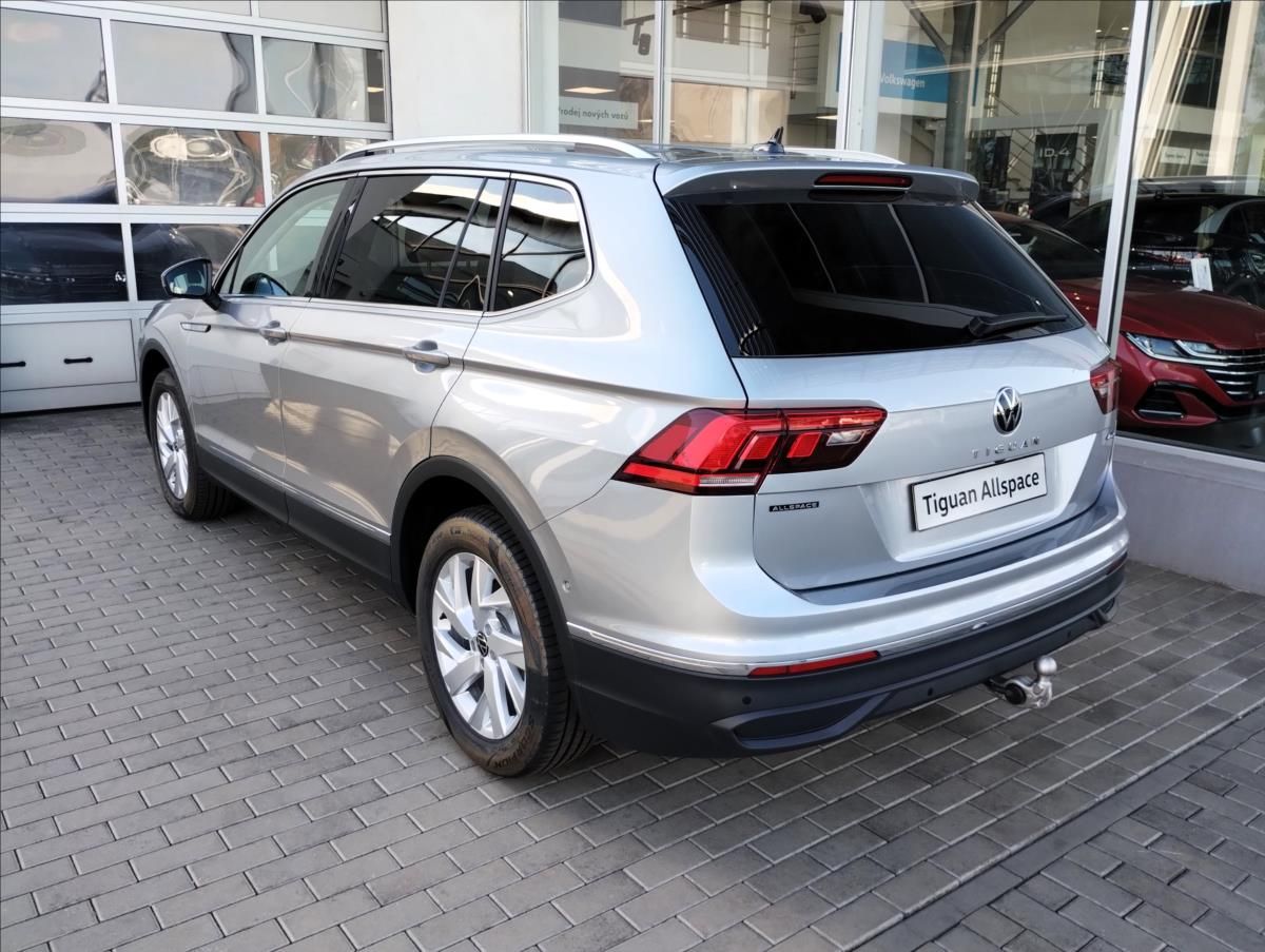 Volkswagen Tiguan Allspace, 2,0 TDI 110kW 4M 7DSG  Life - fotka 5