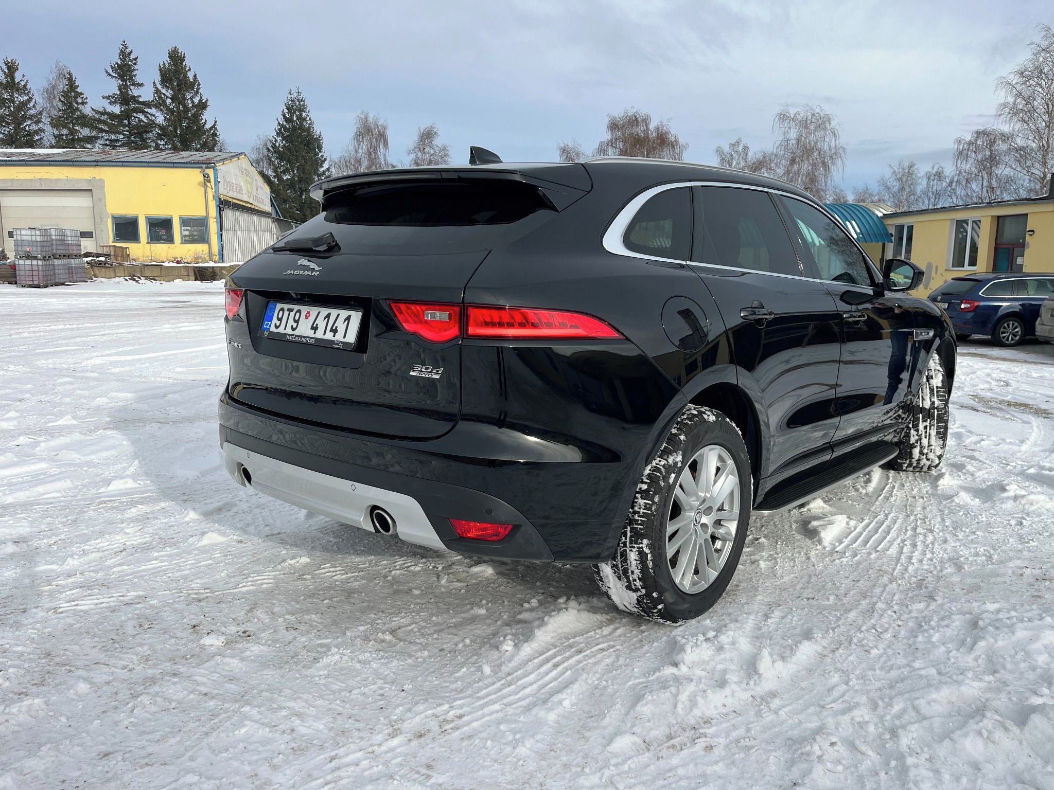 Jaguar F-Pace, 30d R-SPORT 221kW - fotka 5