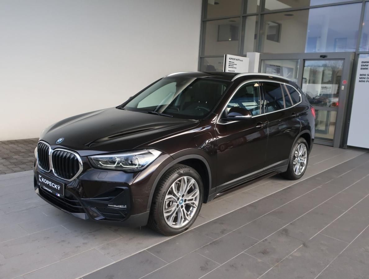 BMW X1, xDrive25e Sport Line