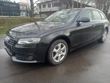 Audi A4, 2,0 TDI 88KW ALU KOLA DIGIKLIM