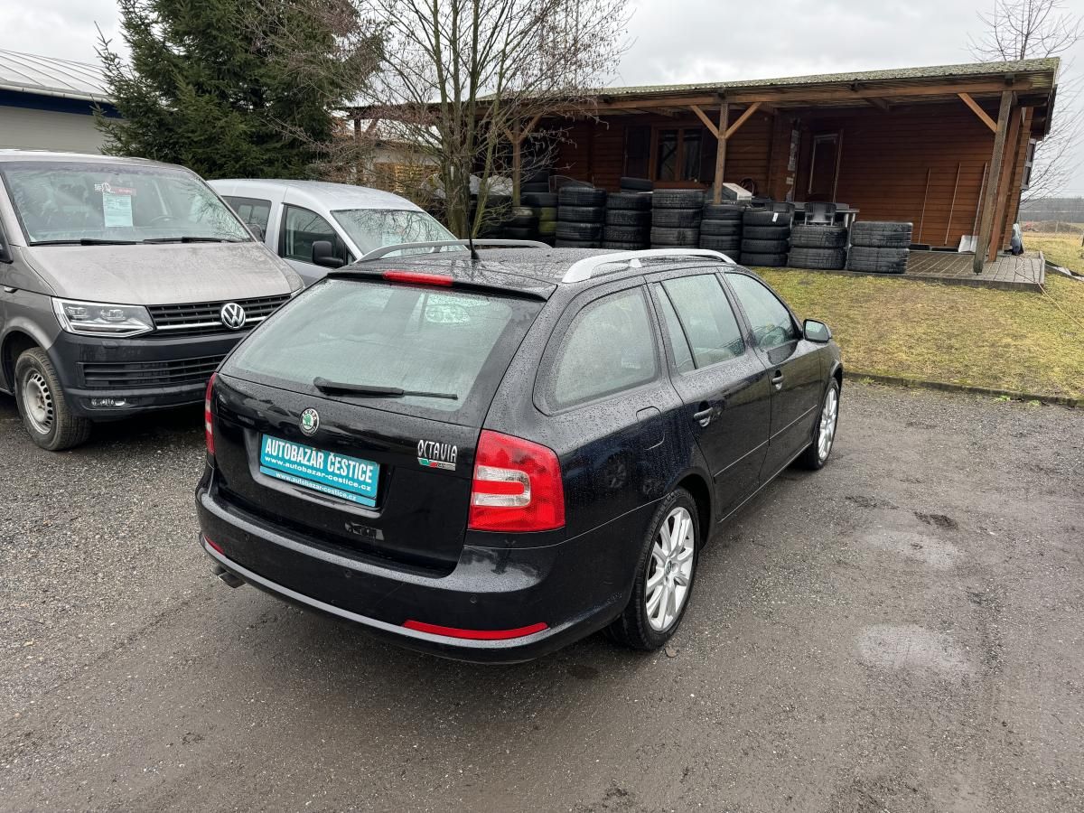 Škoda Octavia, 2.0 RS FSI TURBO - fotka 5